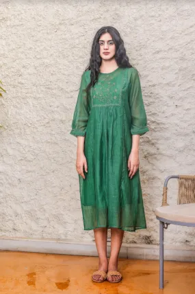 BOTTLE GREEN PAARIJAAT DRESS