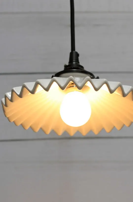 Charmont Ceramic Linear Pendant