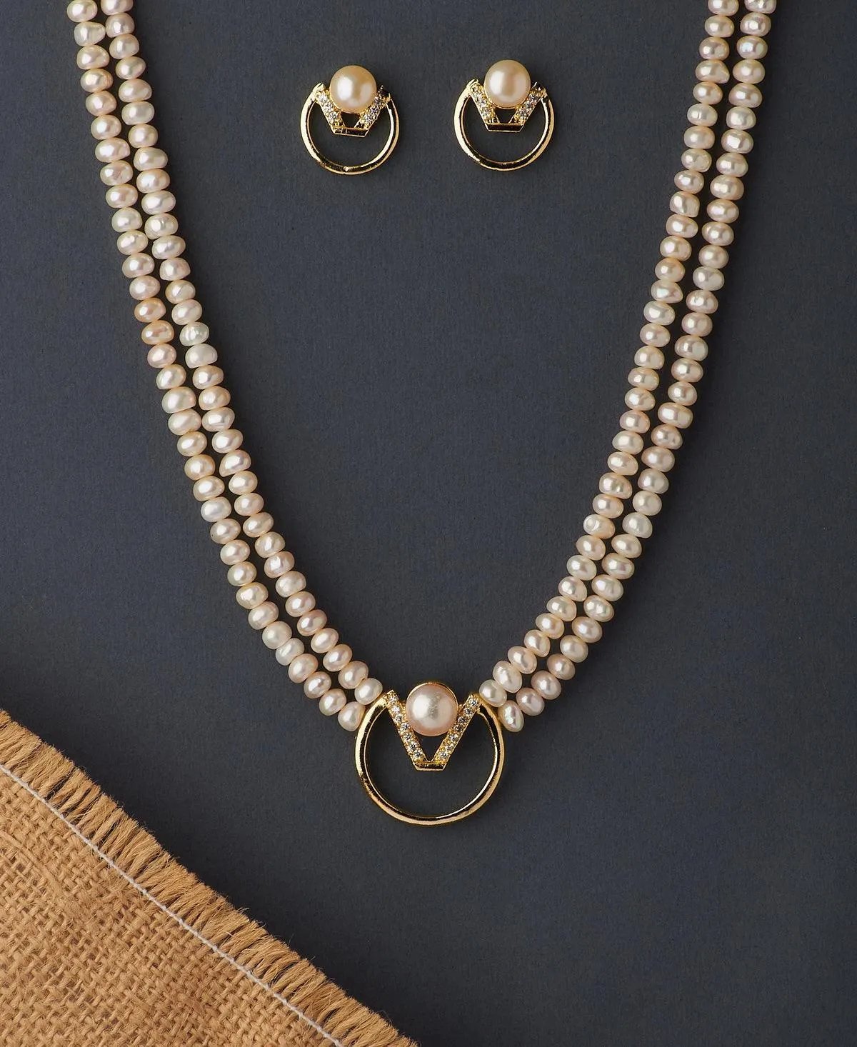 Classy Real Pearl Necklace Set