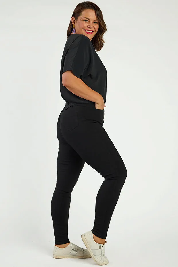 Essential Black Jeggings