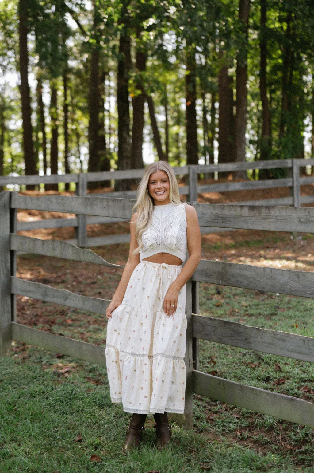 Floral Embroidered Lace Skirt-Cream