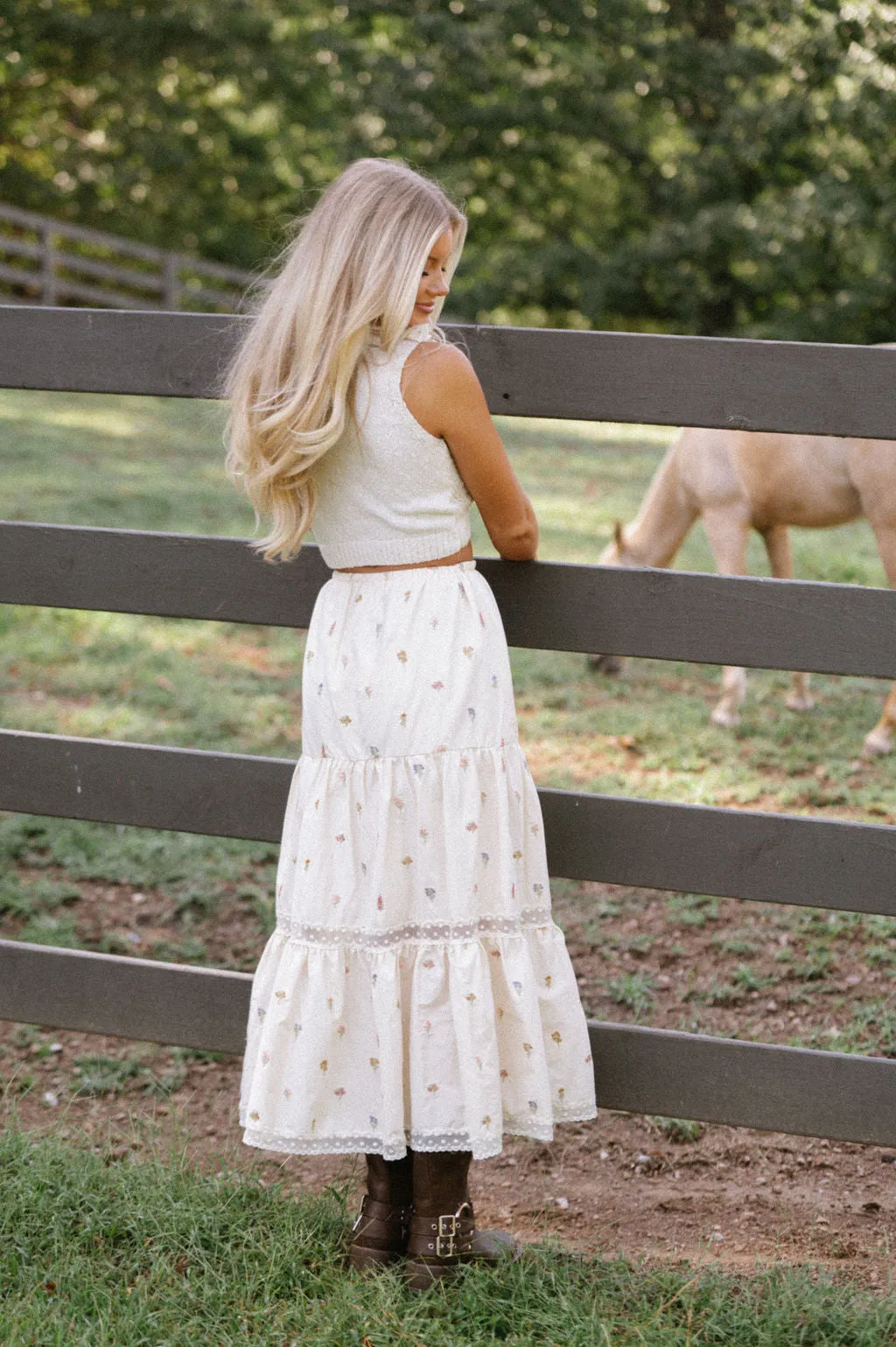 Floral Embroidered Lace Skirt-Cream