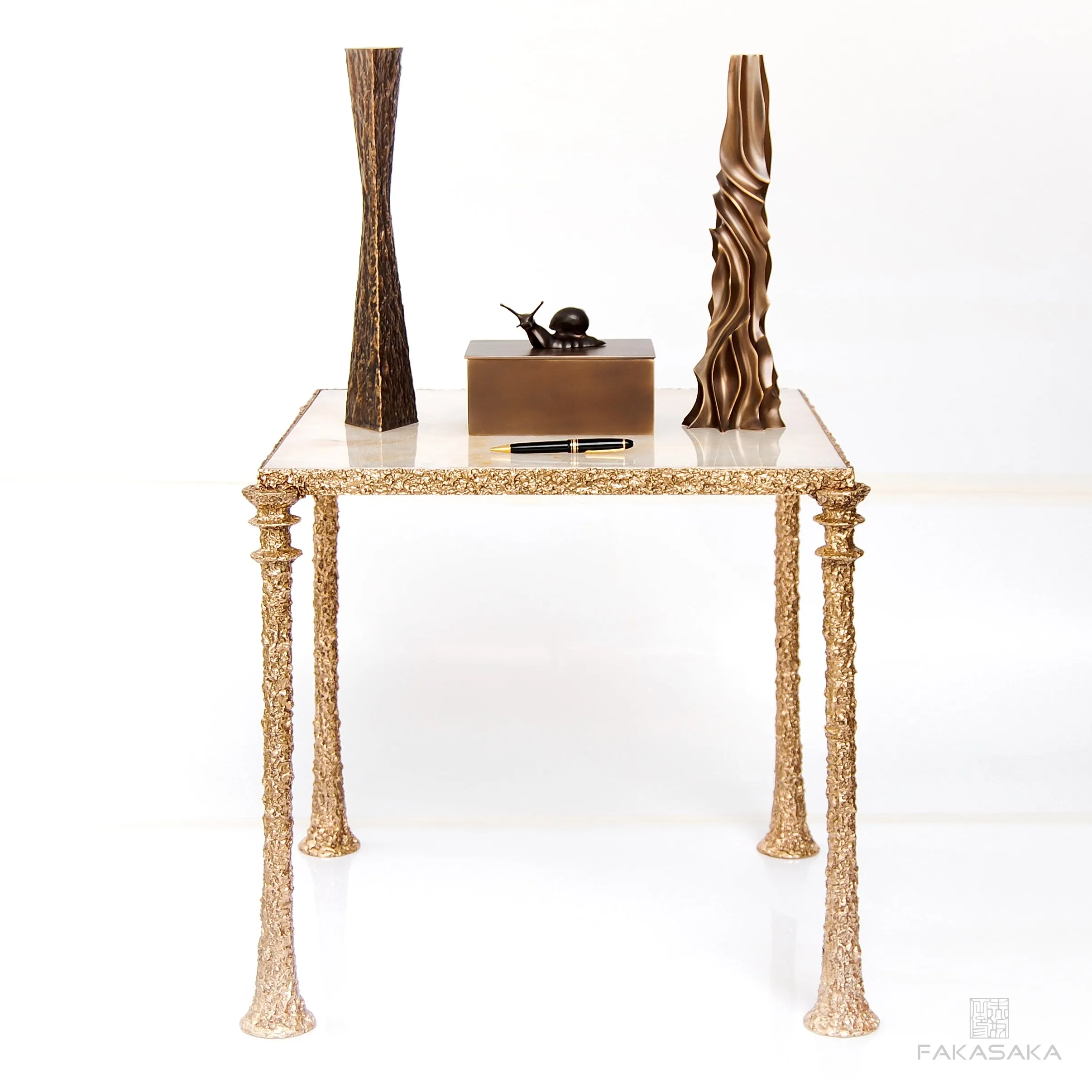 GUILL SIDE TABLE<br><br>TRANSLUCENT ONYX<br>POLISHED BRONZE