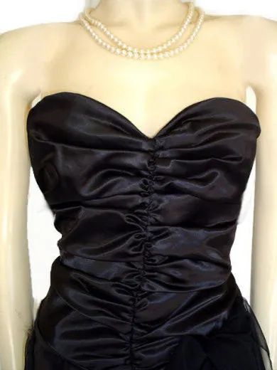 *VINTAGE 50s SWEETHEART BLACK SATIN & CHIFFON STRAPLESS EVENING GOWN WITH METAL ZIPPER